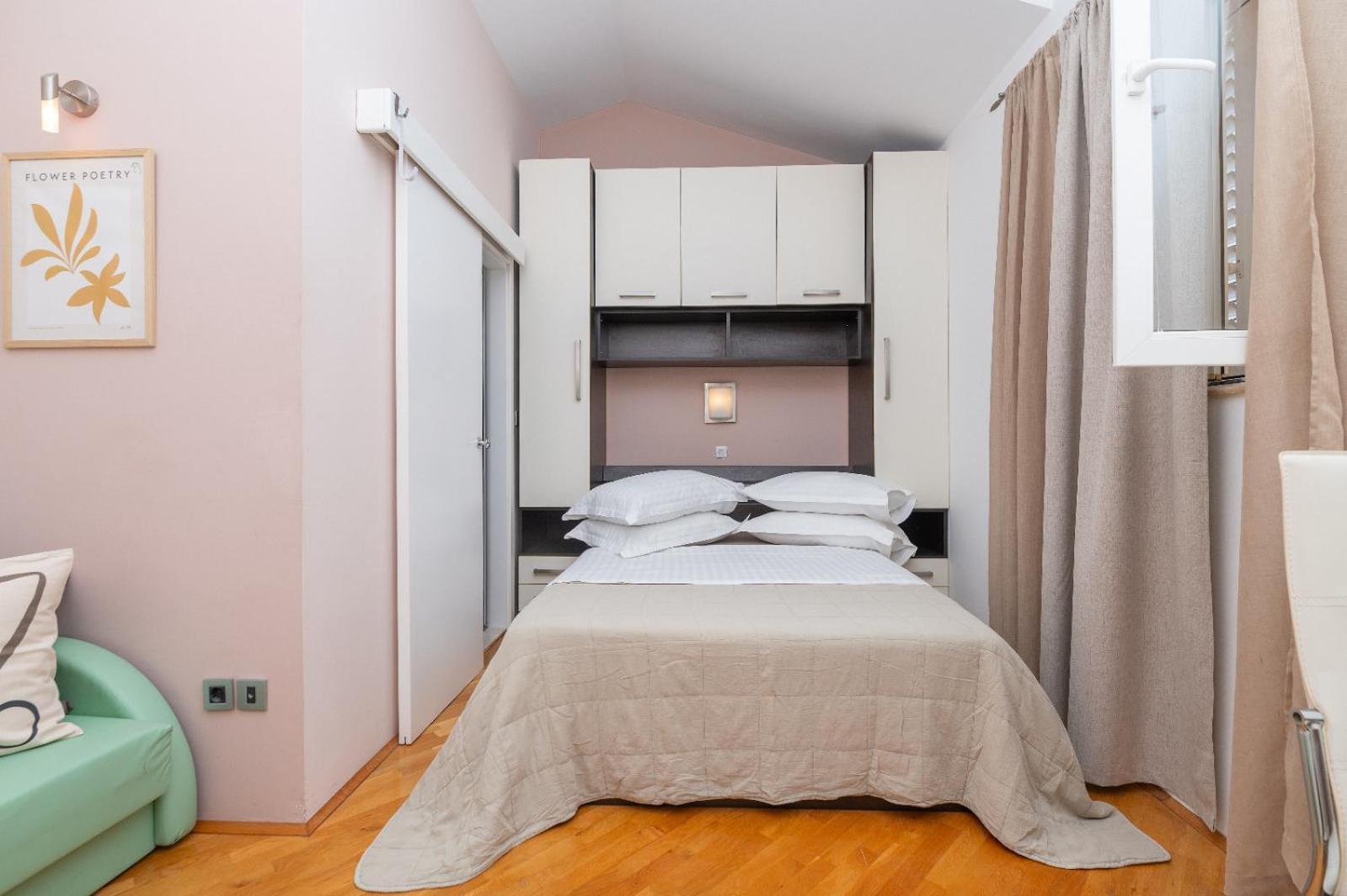 Apartments Luka Toni Krvavica Eksteriør bilde