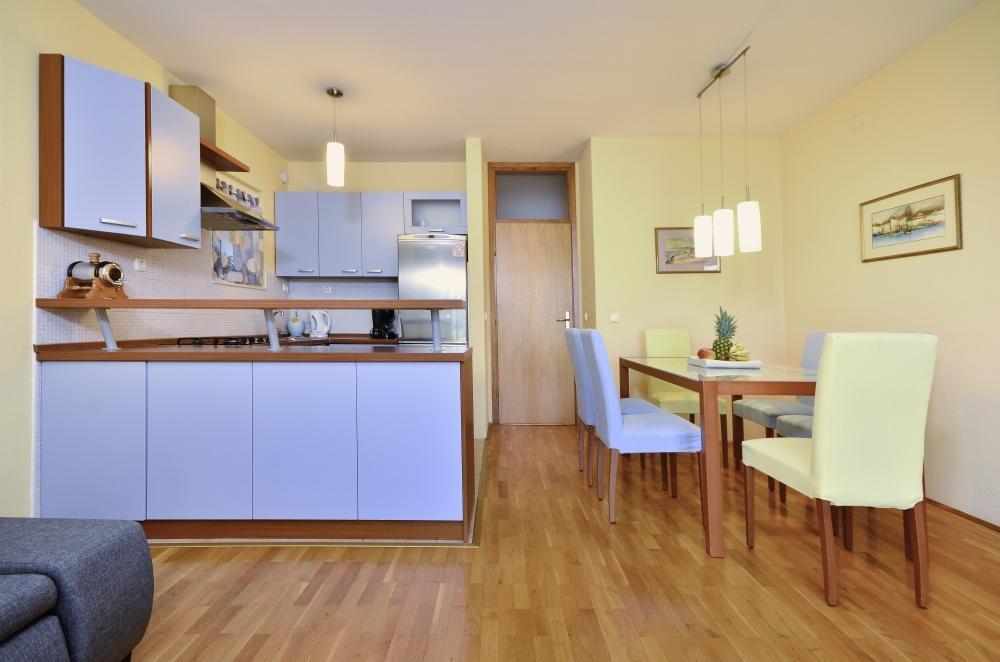 Apartments Luka Toni Krvavica Eksteriør bilde